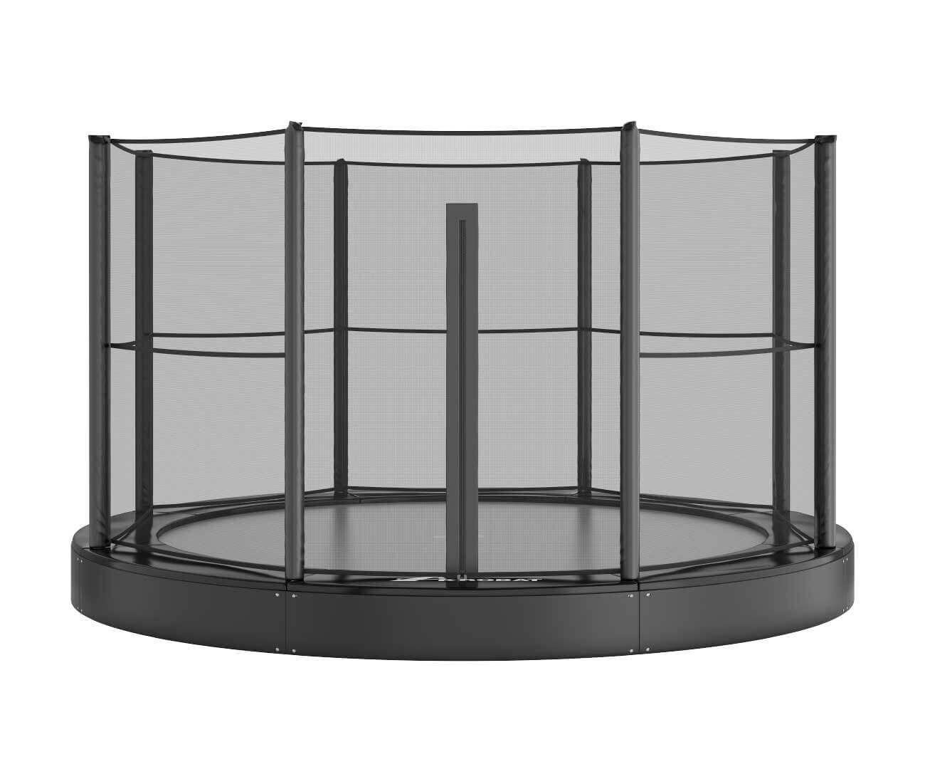 Ein versenktes Akrobat Trampolin